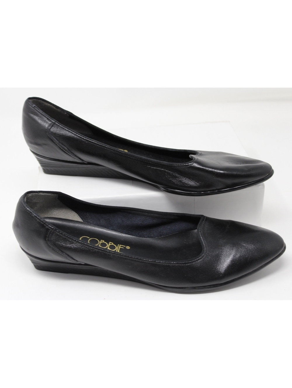 Vintage Cobbie Cuddlers Flats Black Leather Loafers Shoes Womens Size 8.5 B/2A